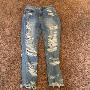 Americans eagle distressed mom jean